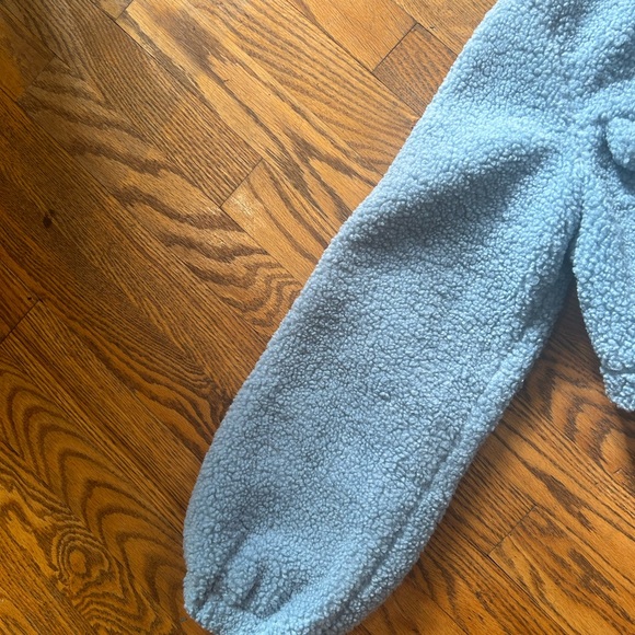 Cropped Teddy Jacket - Picture 3 of 5